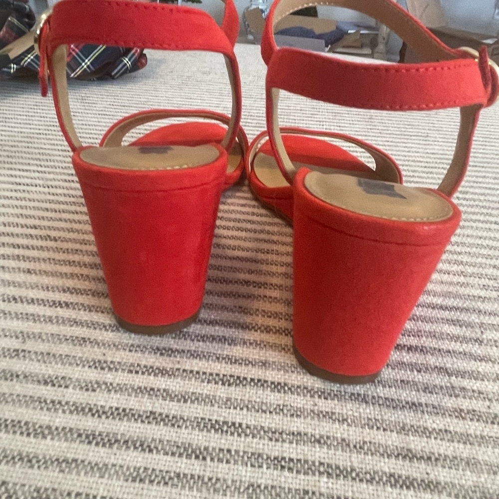 J. Crew Faux Suede Red Wedge Sandal Sz 7 New in Box - Picture 5 of 7